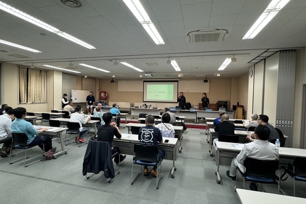 東京土建の江戸川支部にて『ドローン技術の現在』のテーマで講演を行いました！